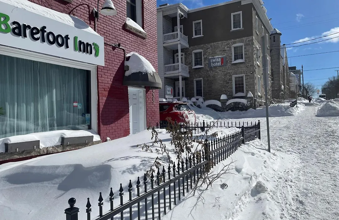 Barefoot Inn-1